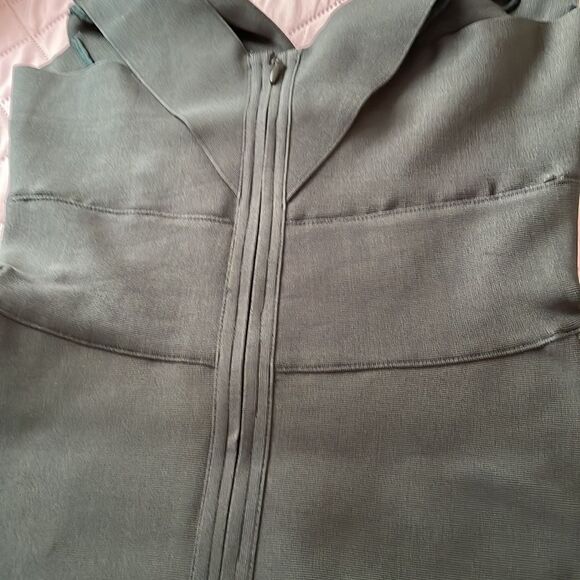 House of CB Ginevra Dress - Picture 9 of 11